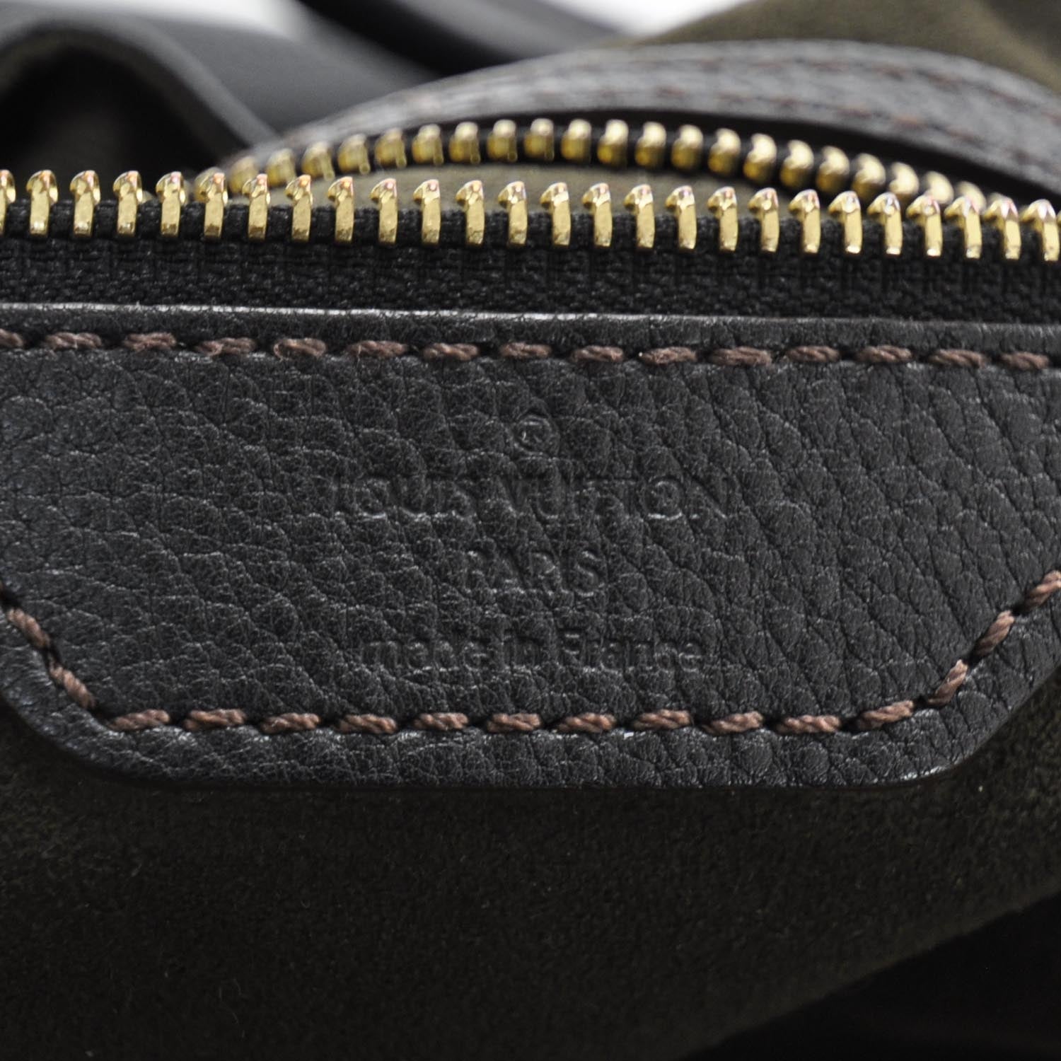 Louis Vuitton Mahina L Black 8 of 10