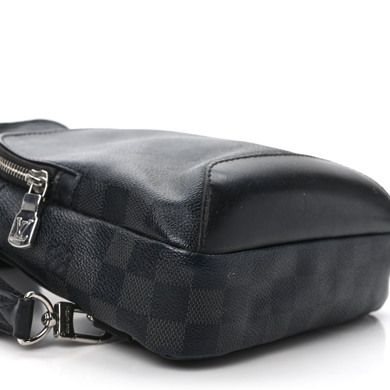 Louis Vuitton Damier Graphite Avenue Sling Bag 7 of 13