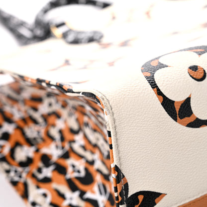 Louis Vuitton Monogram Giant Jungle Onthego GM Ivory 8 of 17