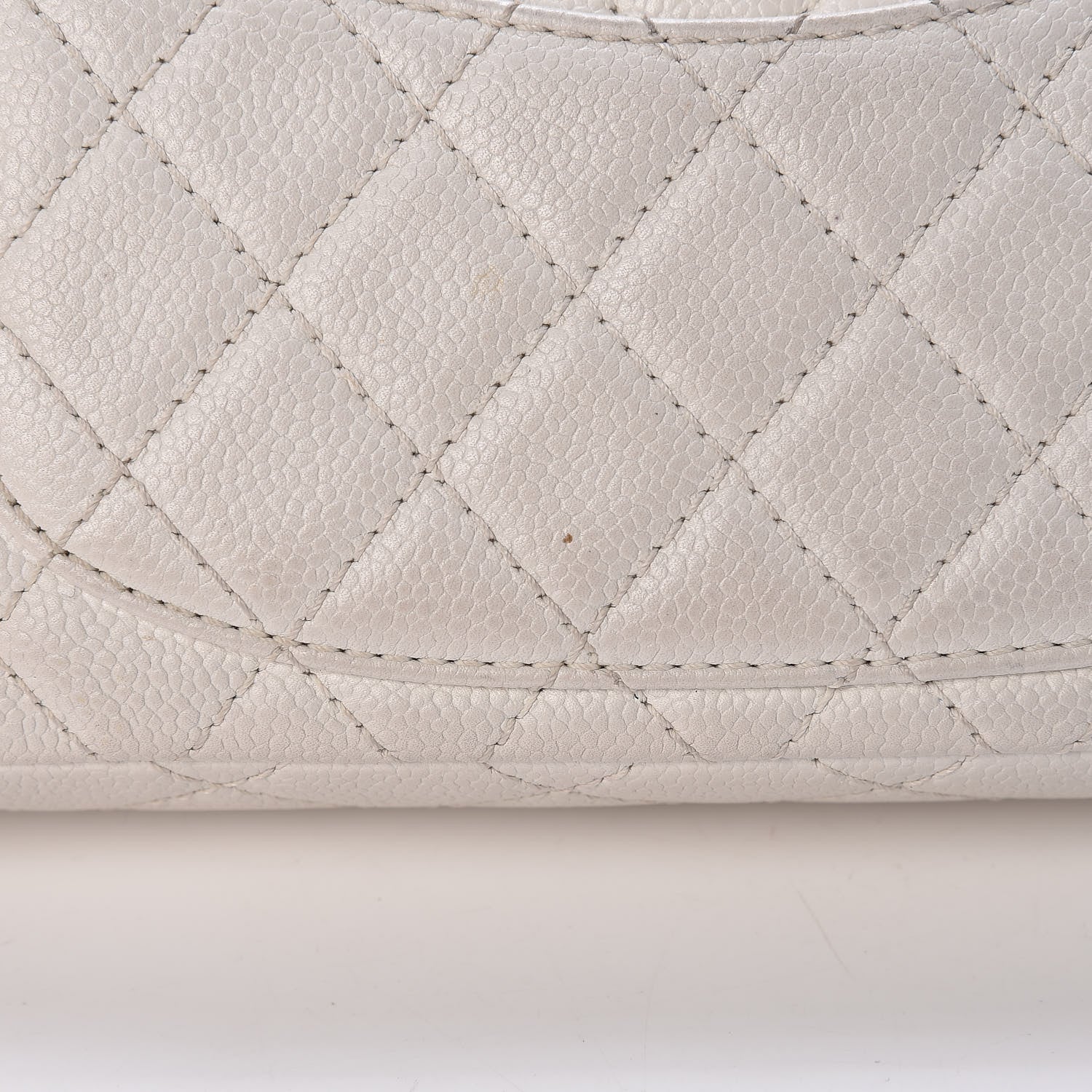 Chanel Soft Caviar Quilted East West Flap White 24 of 31