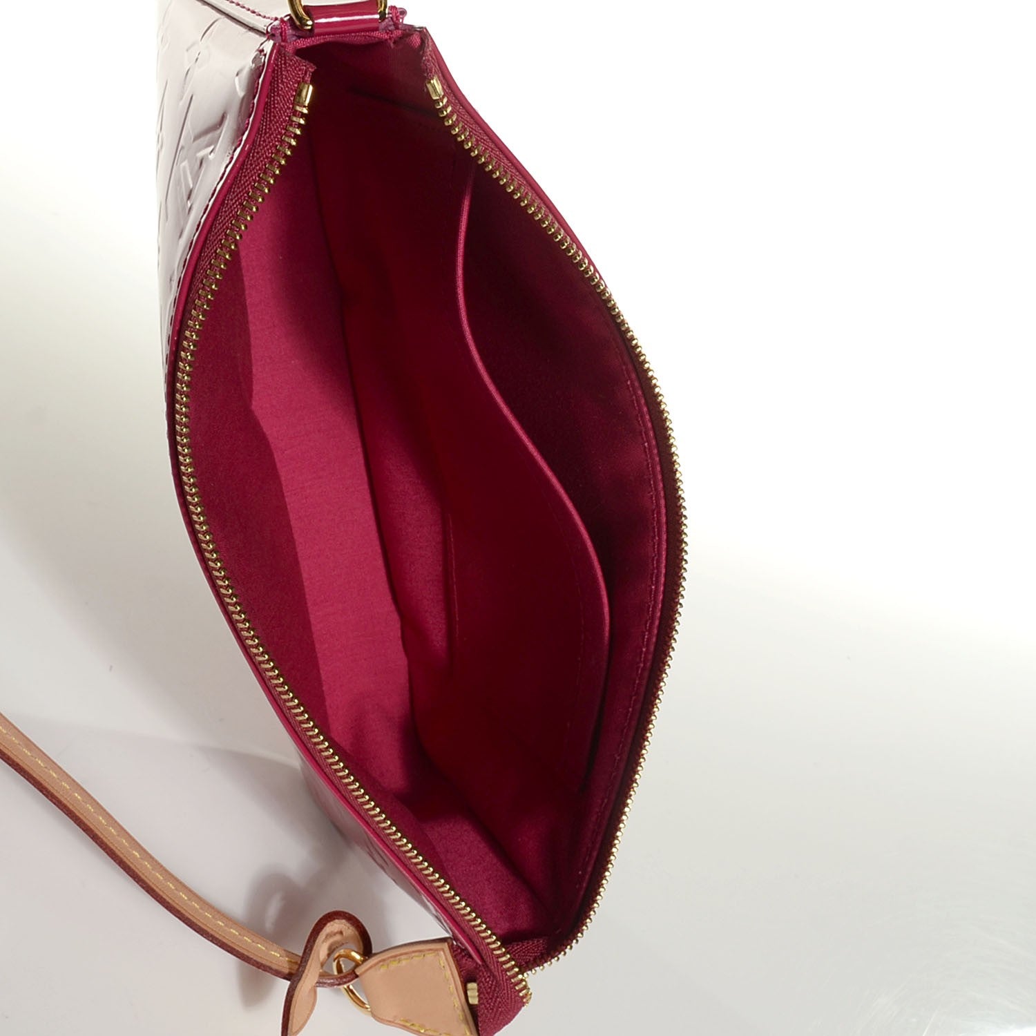 Louis Vuitton Vernis Pochette Accessories NM Rose Indien 5 of 7
