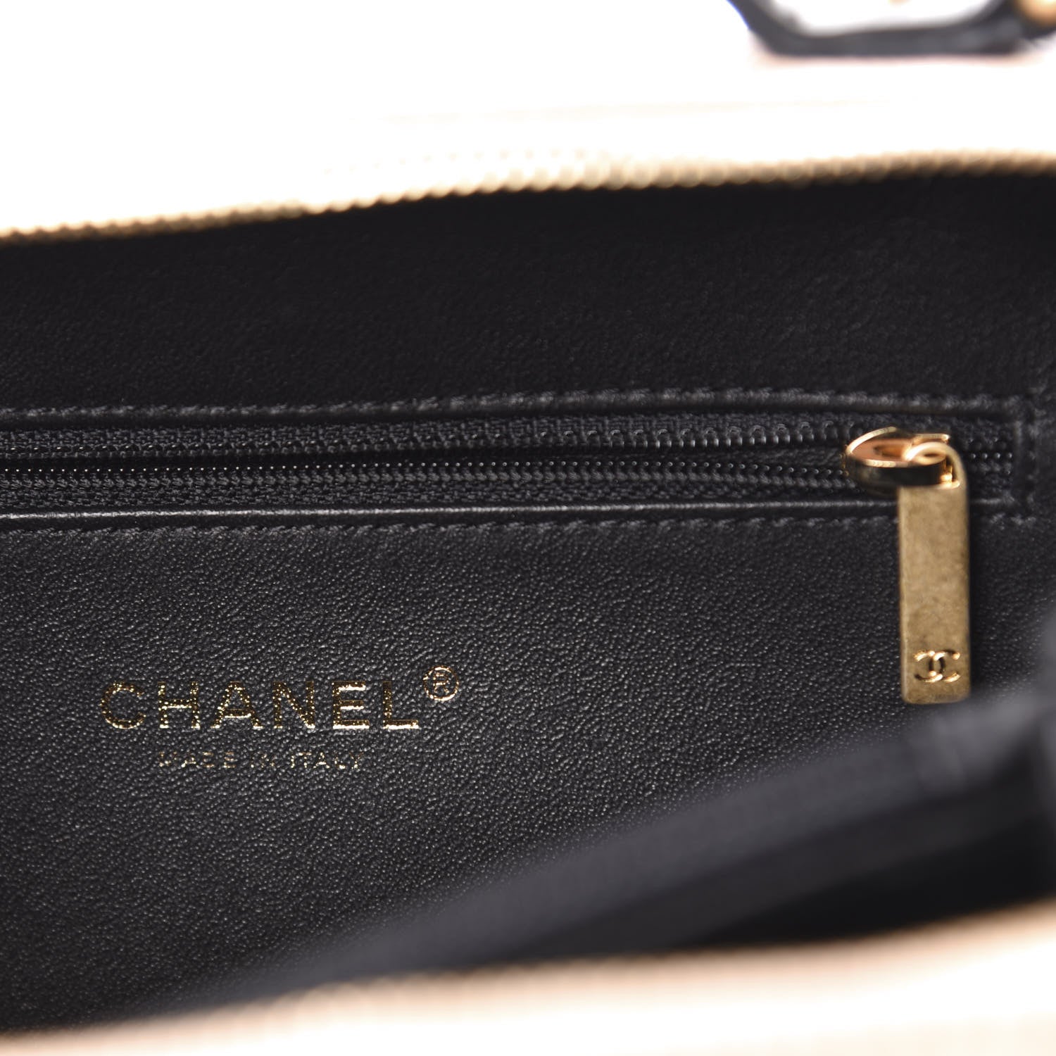 Chanel Caviar Quilted Medium CC Filigree Vanity Case Beige Black 6 of 10