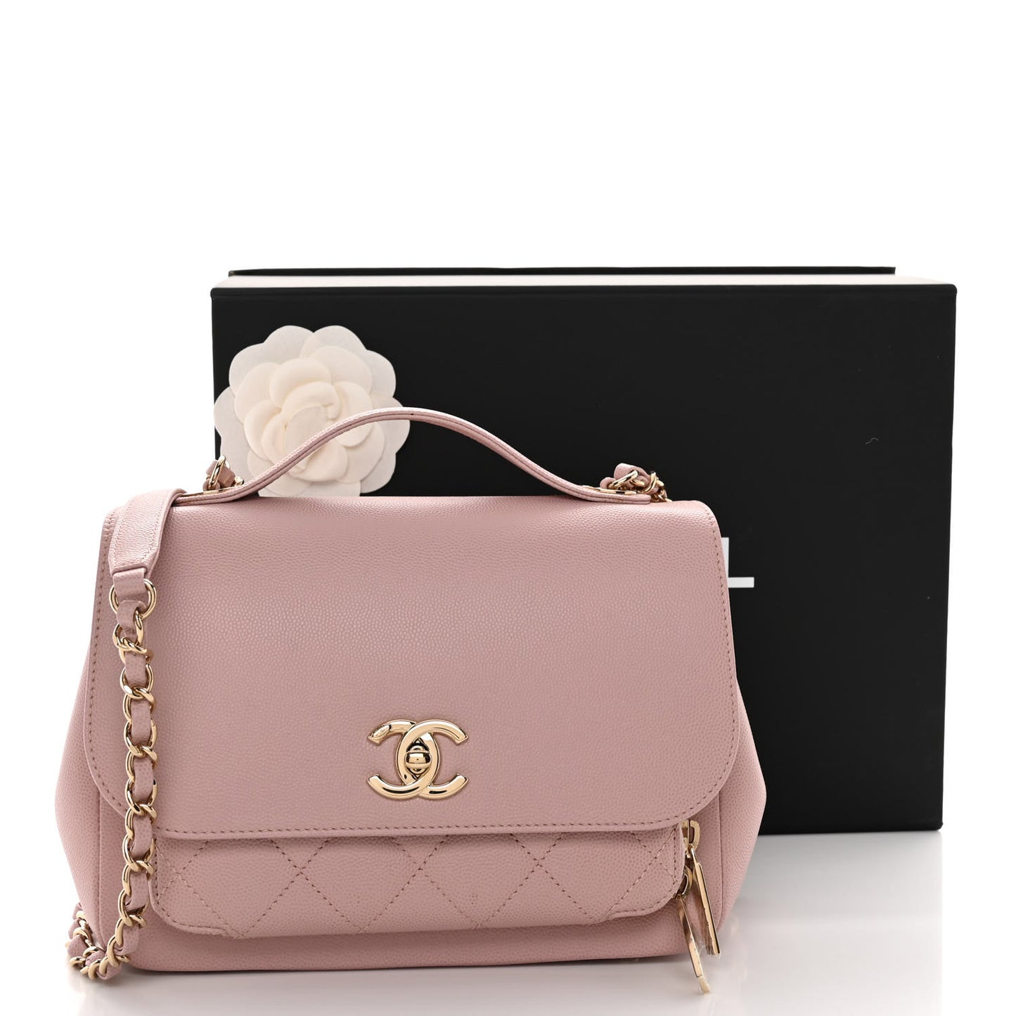 Caviar Quilted Medium Business Affinity Flap Light Pink