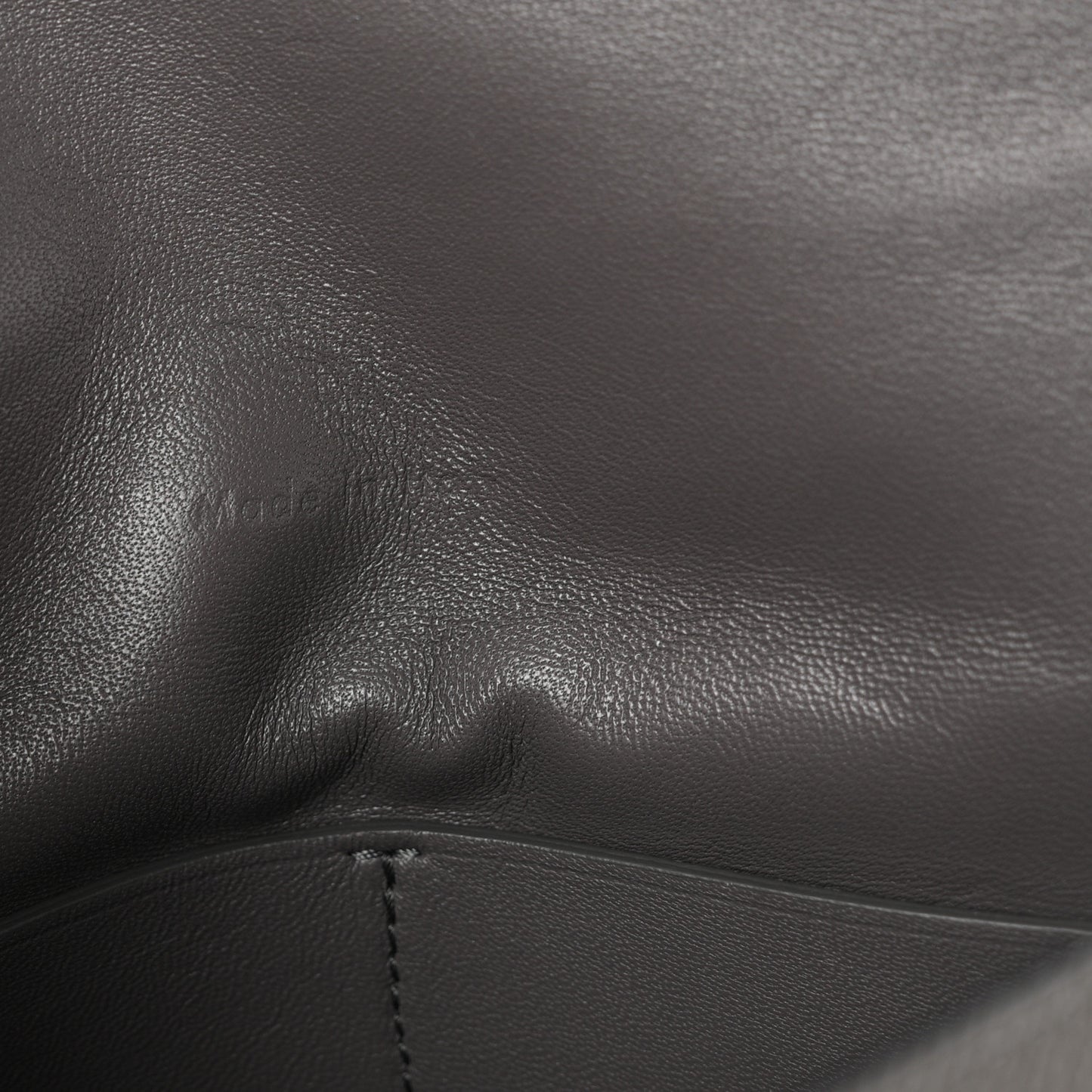 Baby Grained Calfskin Medium Trotteur Grey