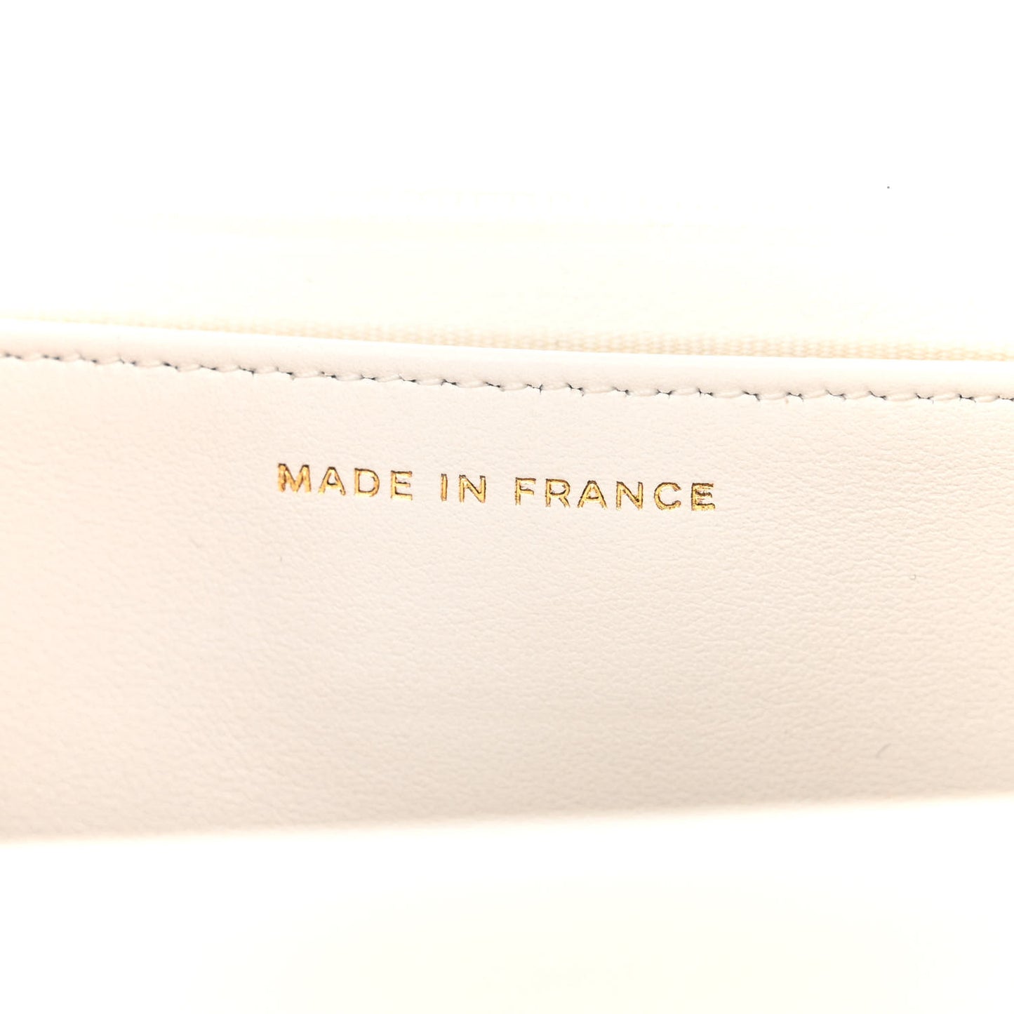 Caviar Quilted Wallet On Chain WOC White