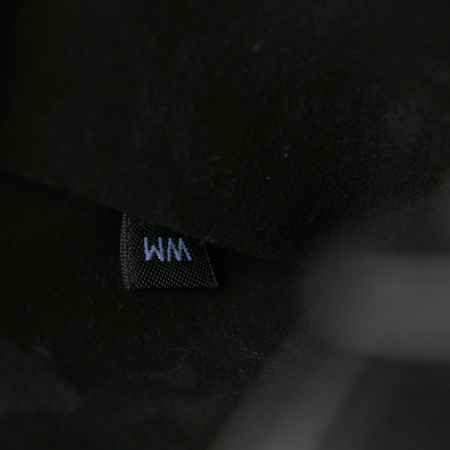 Heavy Grain Mini Alexa Black