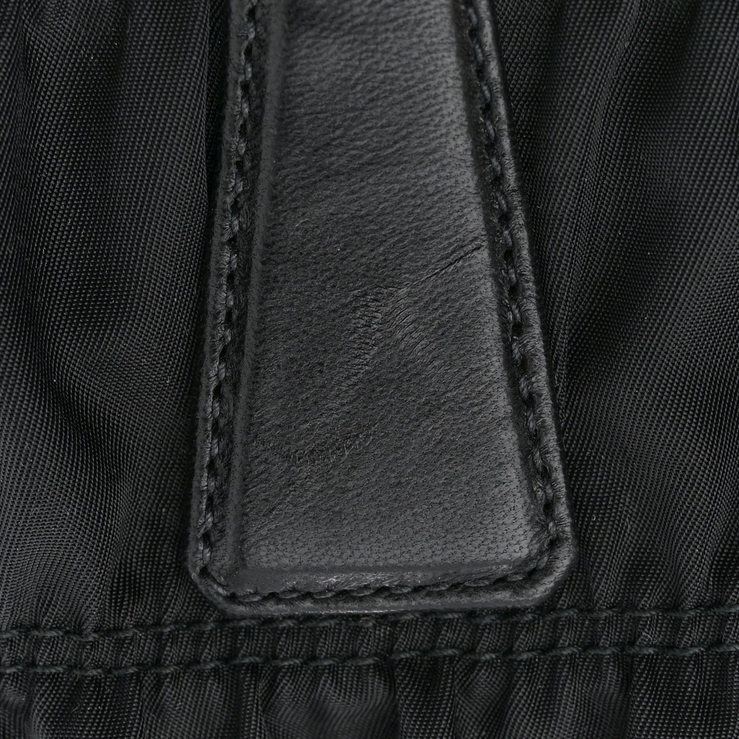 Tessuto Nylon Gaufre Tote Black
