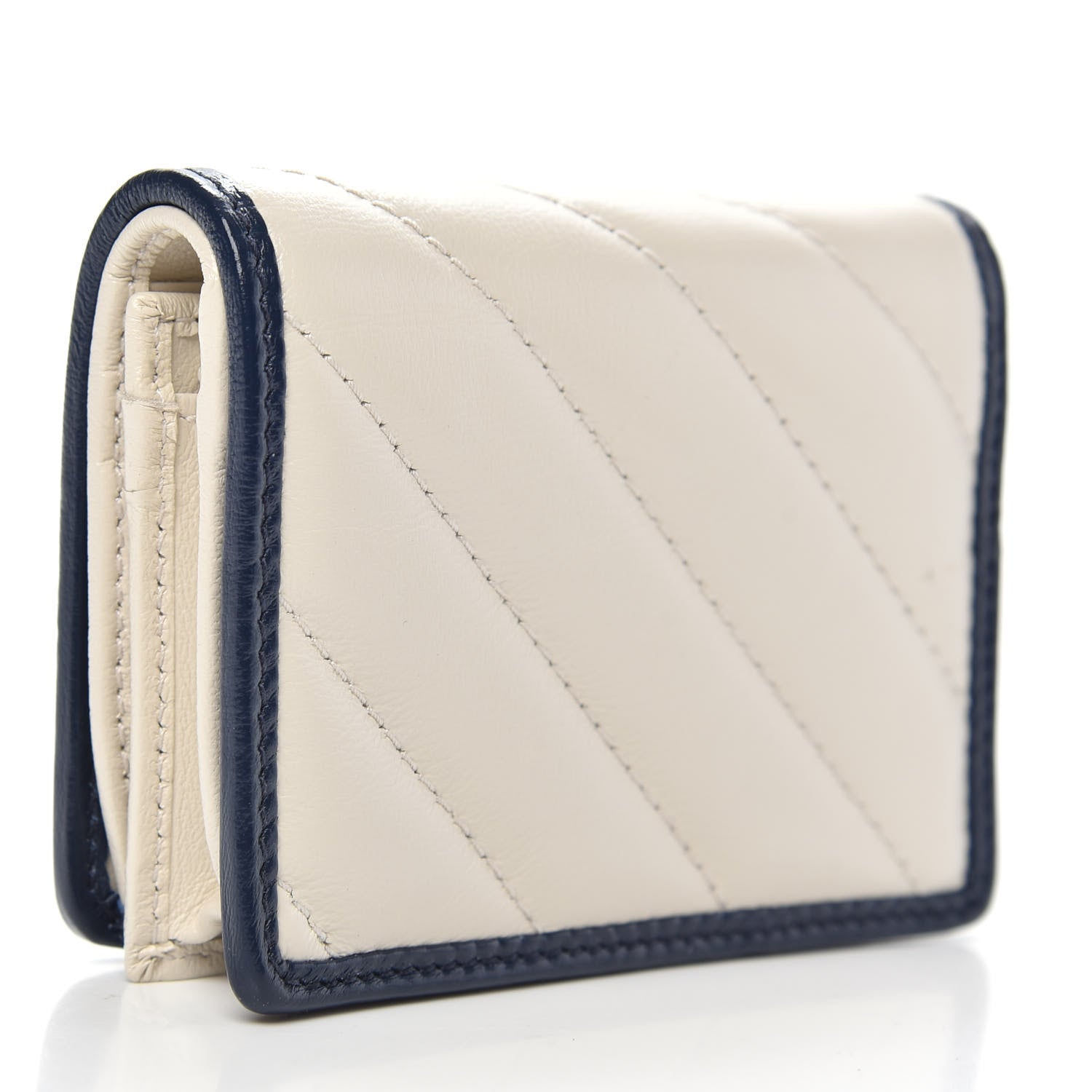Gucci Vintage Effect Calfskin Matelasse Diagonal Torchon GG Marmont Card Case Wallet Mystic White Blue Agata 3 of 10