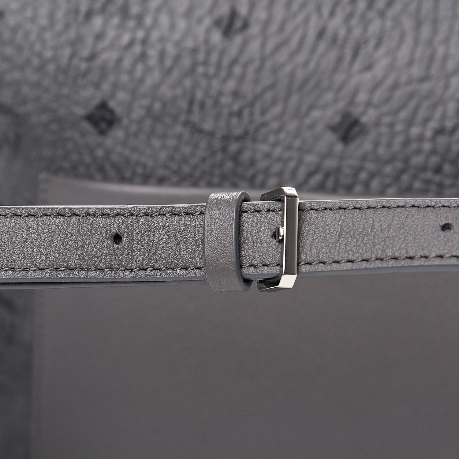 MCM Visetos Medium Klara Hobo Grey 9 of 9