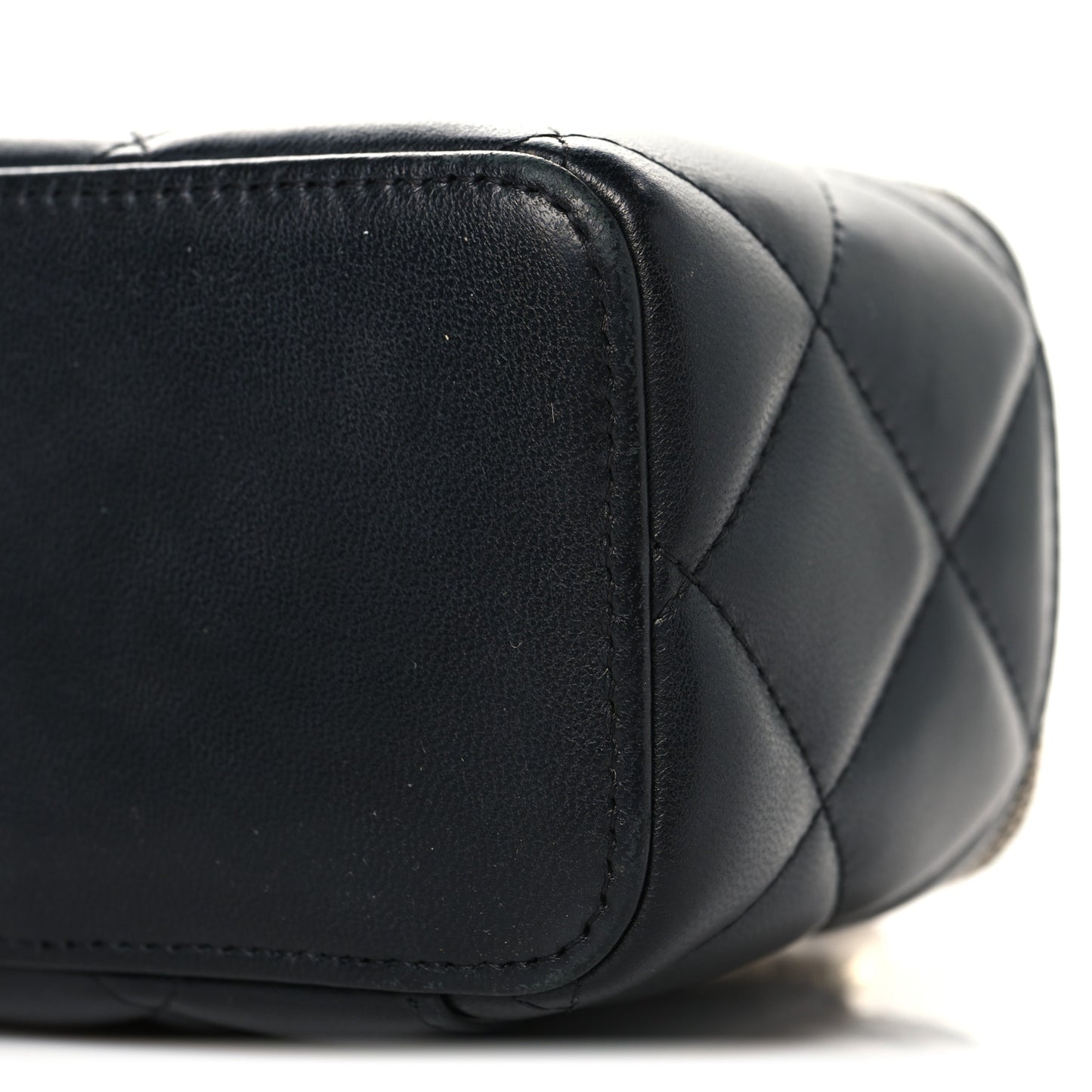 Lambskin Resin Elegant Chain Small Vanity Case Black