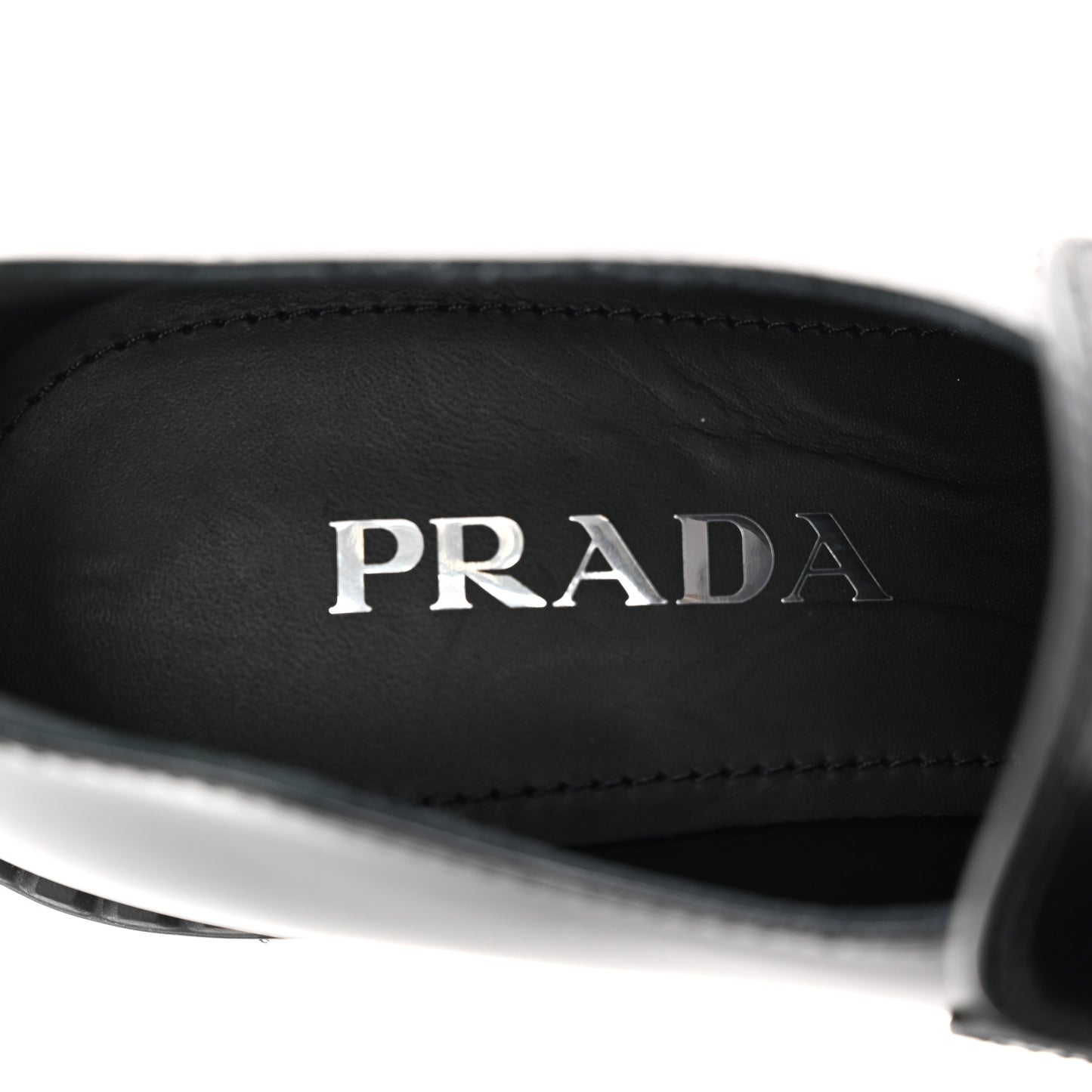 Spazzolato Metal Triangle Logo 50mm Loafers 37.5 Black
