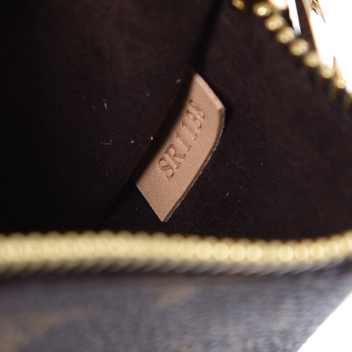 Louis Vuitton Monogram Pochette Metis 7 of 8