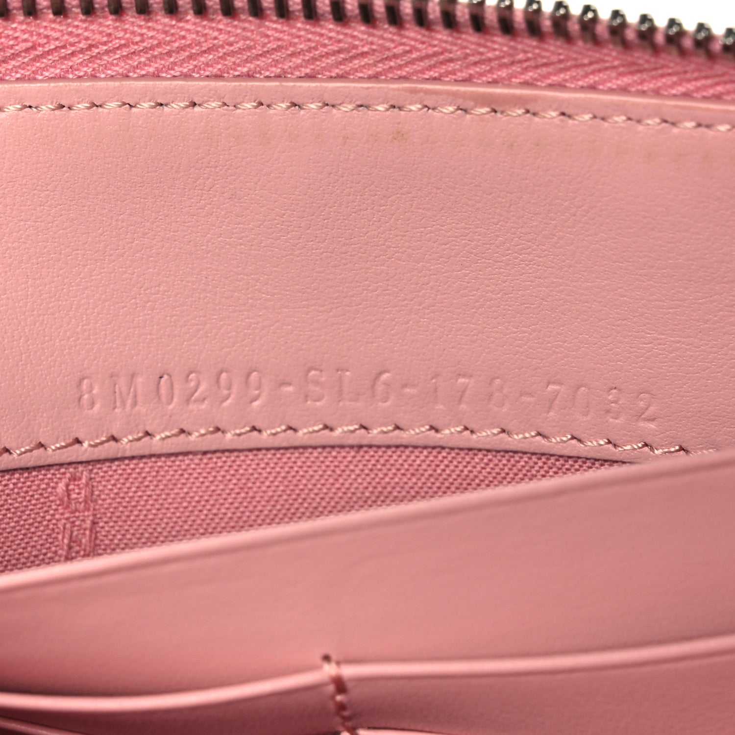 Fendi Vitello Century Hypnoteyes Zip Around Wallet Bubblegum 7 of 14