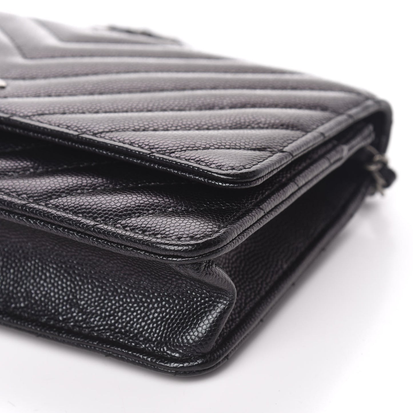 Iridescent Caviar Chevron Quilted Wallet On Chain WOC Black