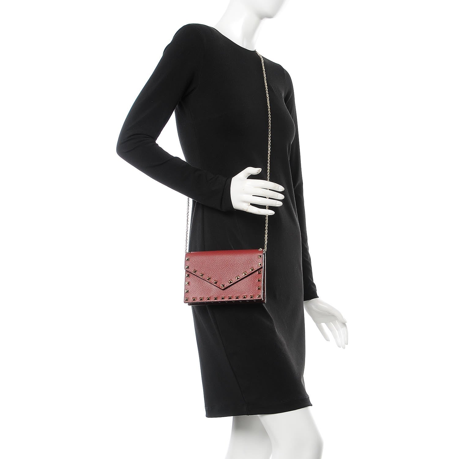 Valentino Garavani Pebbled Calfskin Rockstud Envelope Wallet on Chain Rubino 2 of 8
