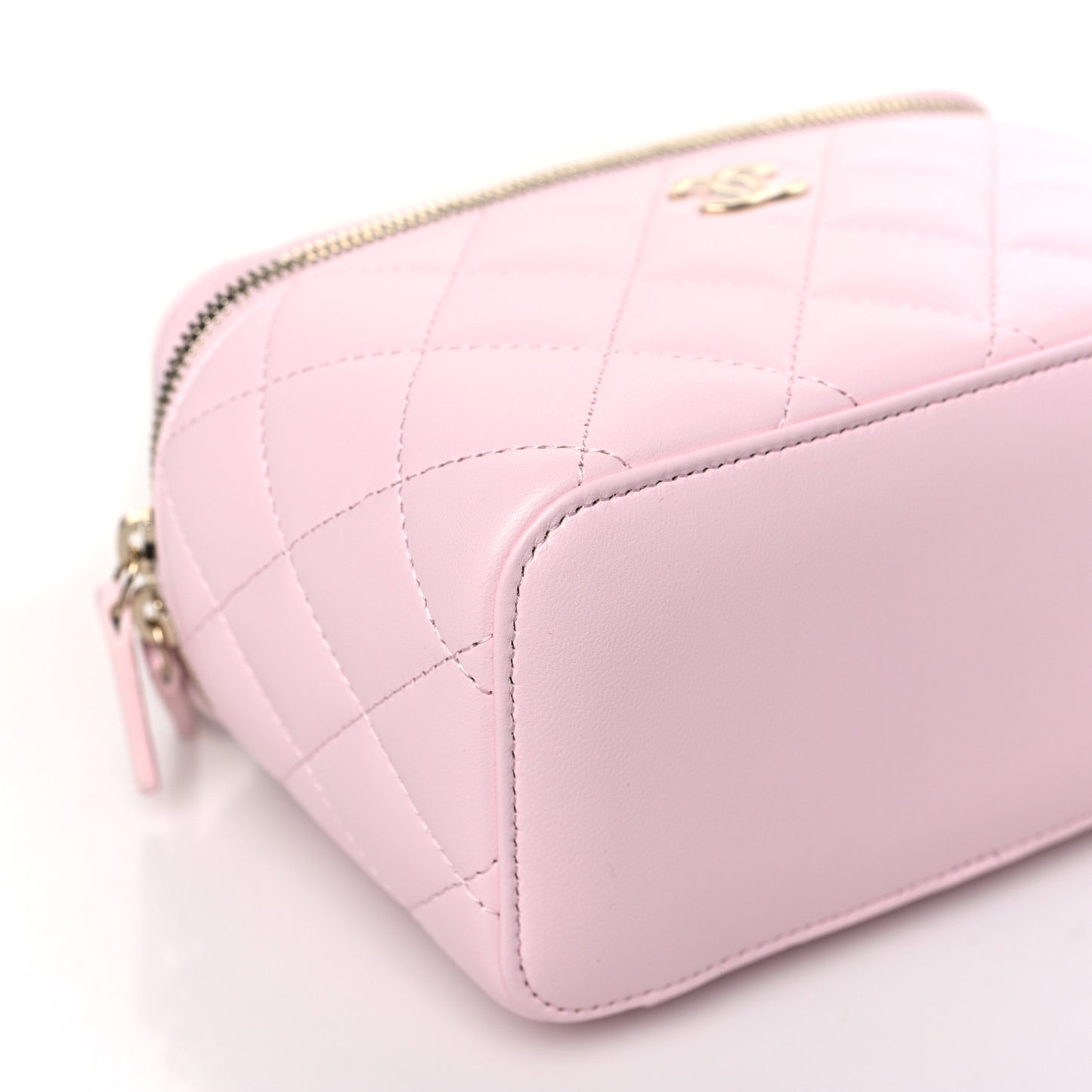 Lambskin Quilted Small Top Handle Vanity Case With Chain Light Pink