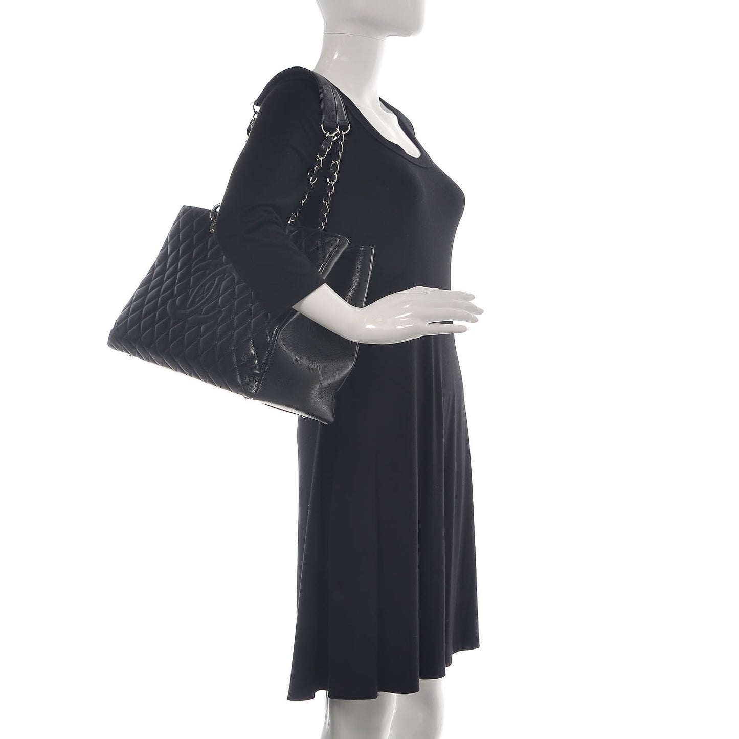 Caviar Quilted XL Grand Shopping Tote GST Black