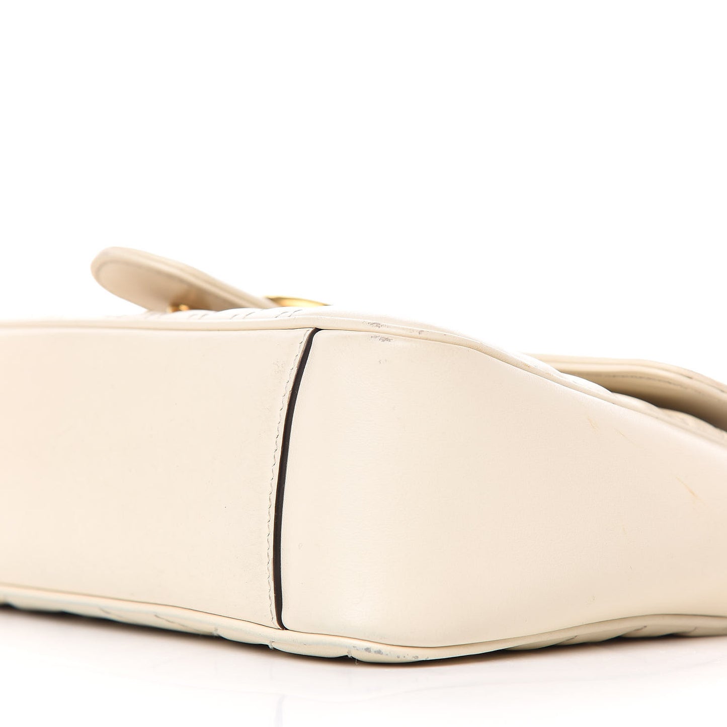 Calfskin Matelasse Small GG Marmont Shoulder Bag White