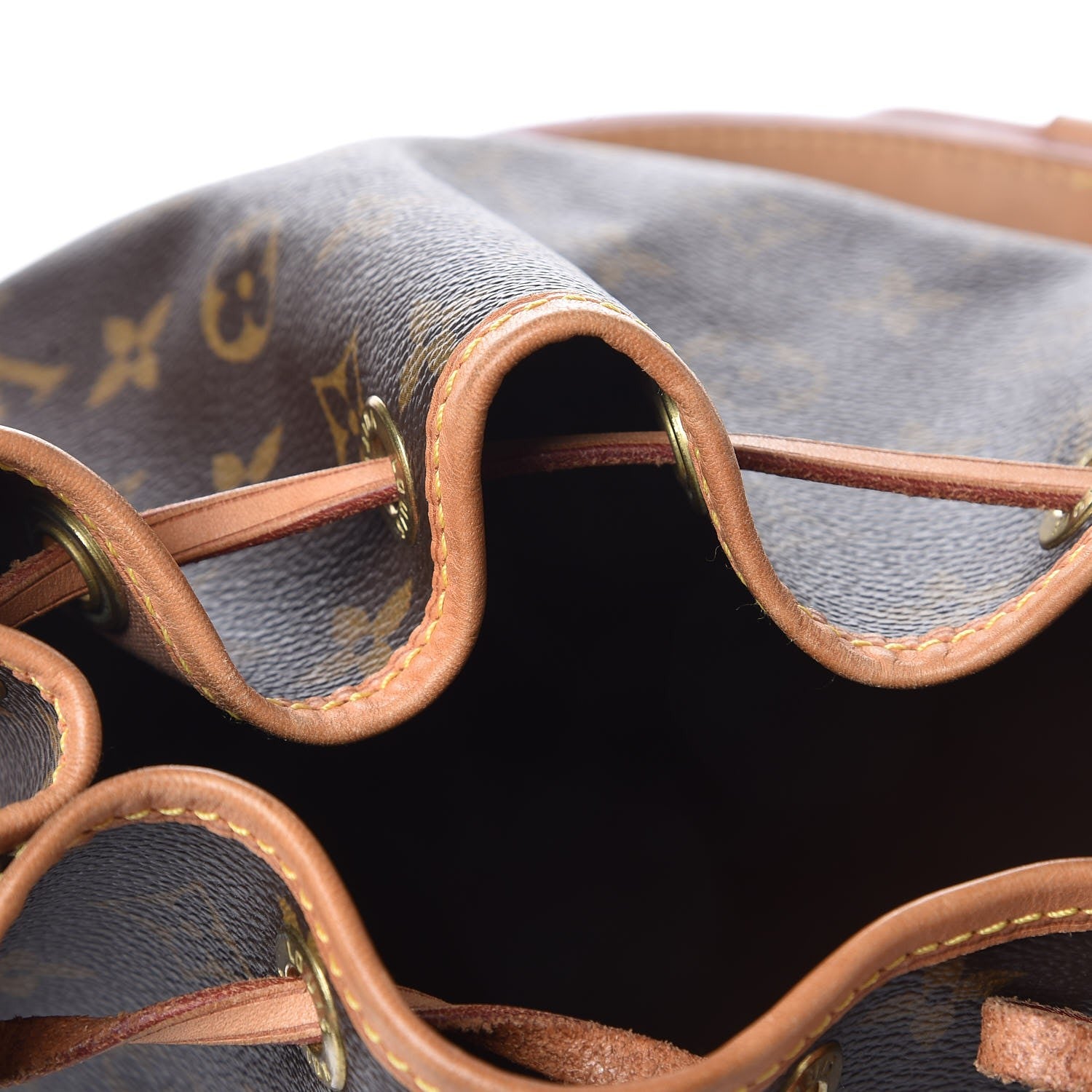 Louis Vuitton Monogram Petit Noe 11 of 19