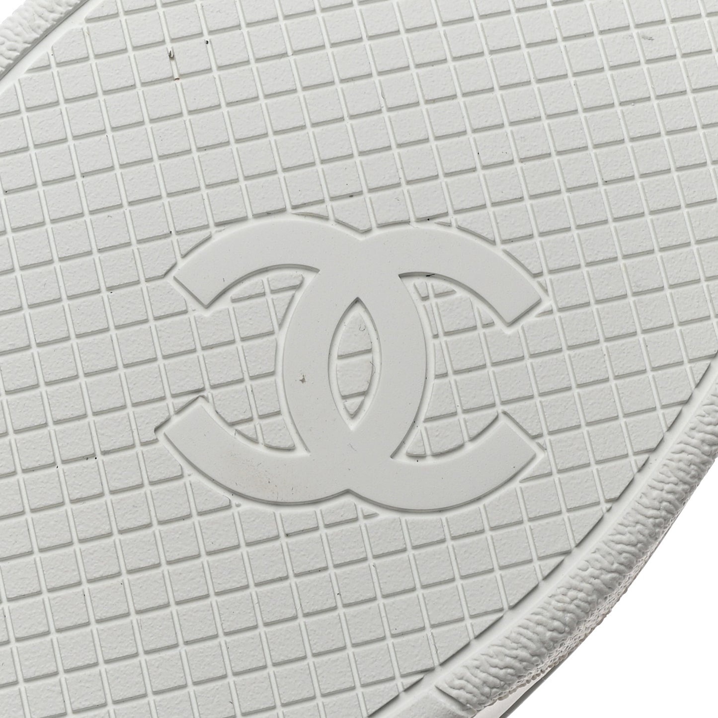 Calfskin Mens CC Sneakers 40 White