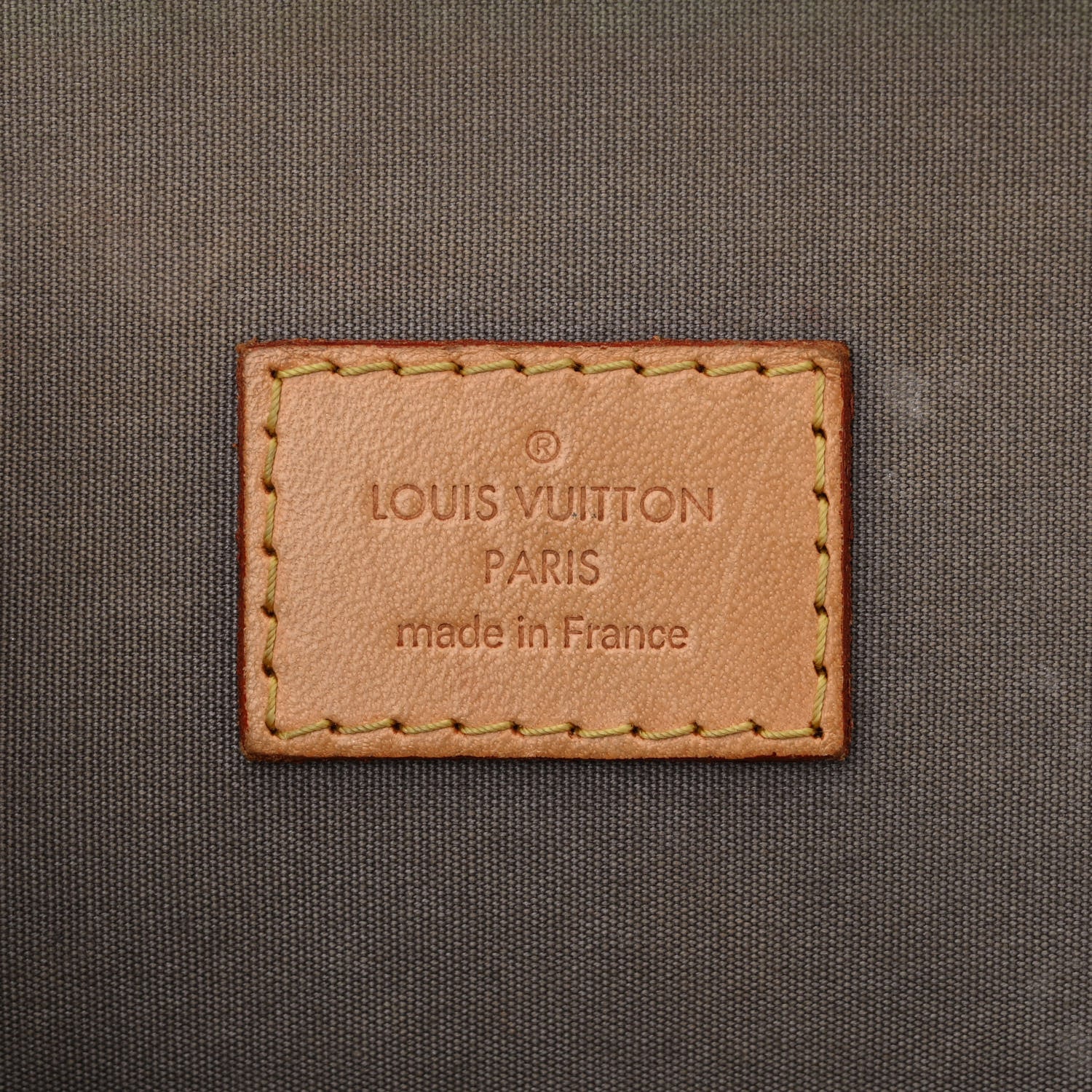 Louis Vuitton Vernis Alma MM Givre 6 of 14