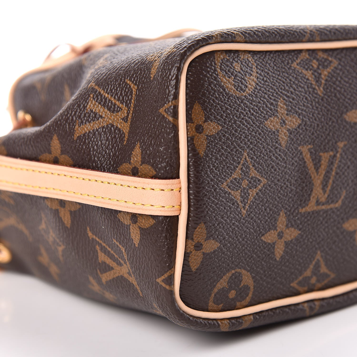 Louis Vuitton Monogram Nano Noe 5 of 11