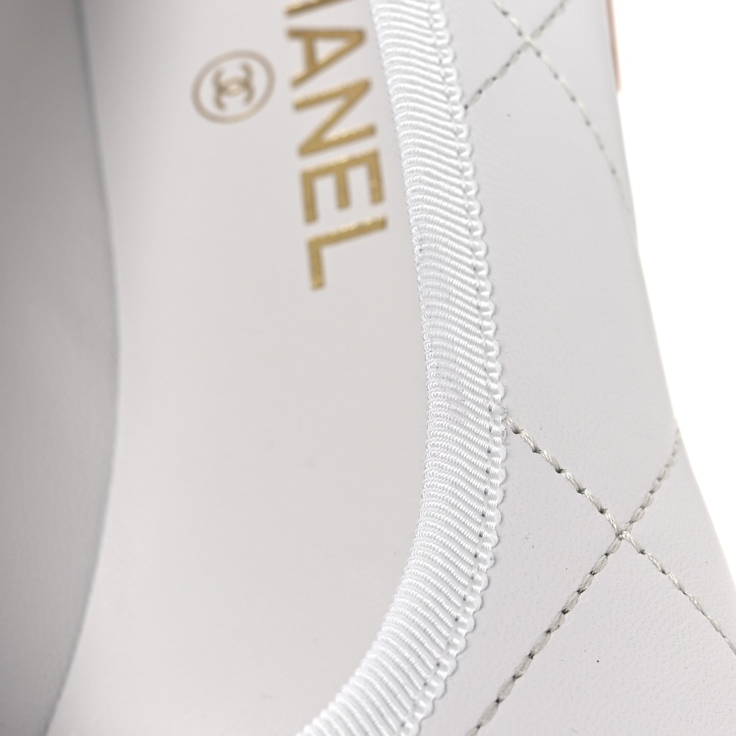 Lambskin Quilted CC Cambon Ballet Flats 38 White Black