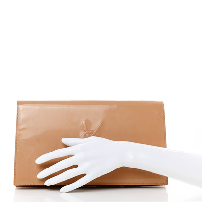 Saint Laurent Patent Calfskin Monogram Large Belle De Jour Clutch Chair 2 of 7
