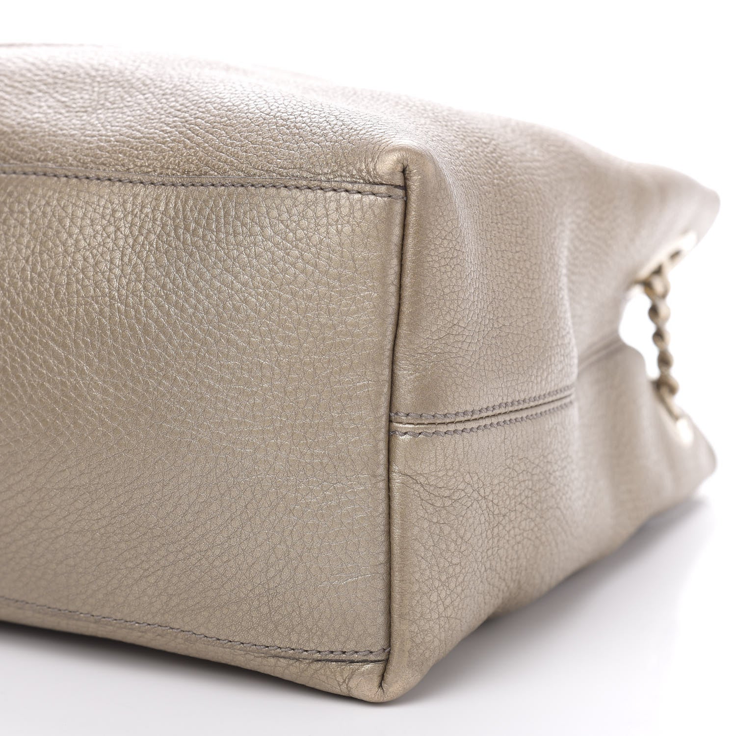 Gucci Metallic Pebbled Calfskin Medium Soho Chain Shoulder Bag Golden Beige 12 of 16