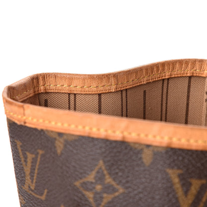 Louis Vuitton Monogram Neverfull MM 17 of 18