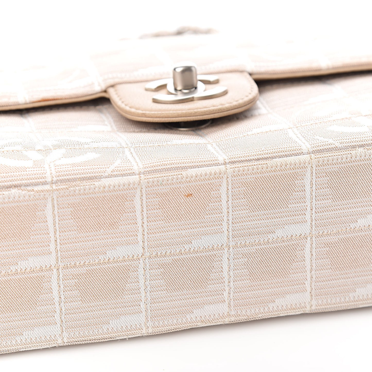 Nylon Medium Travel Flap Light Beige