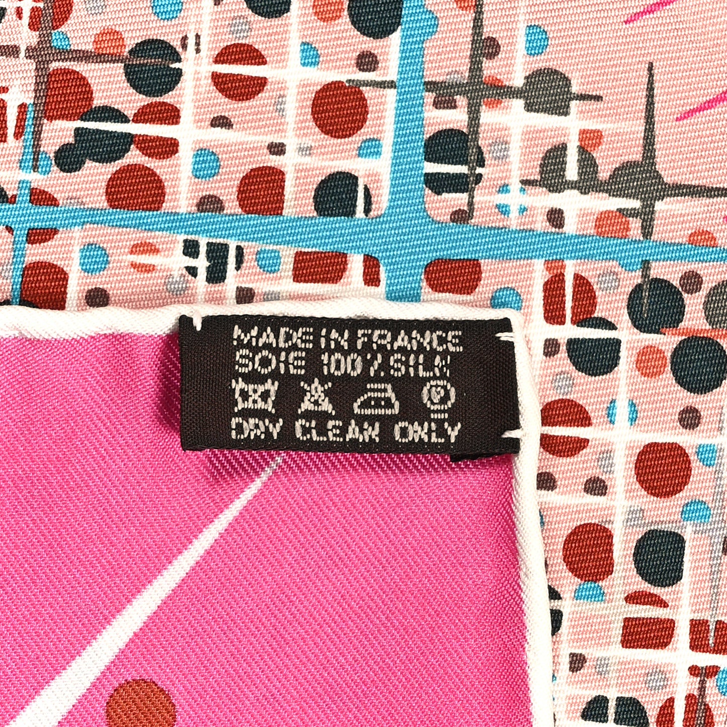 Silk Magic Kelly Pocket Square Scarf Rose Vif Rose Pale Rouge