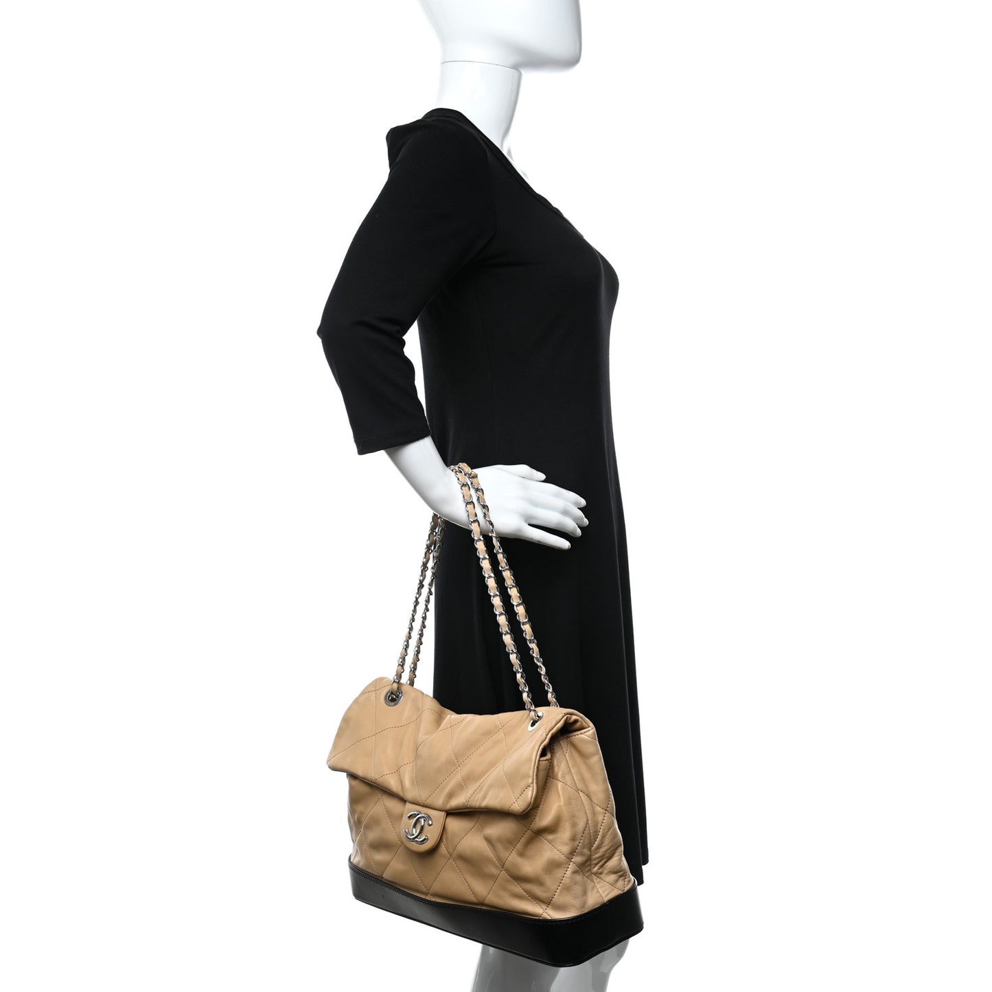 Calfskin Quilted VIP Flap Beige Black
