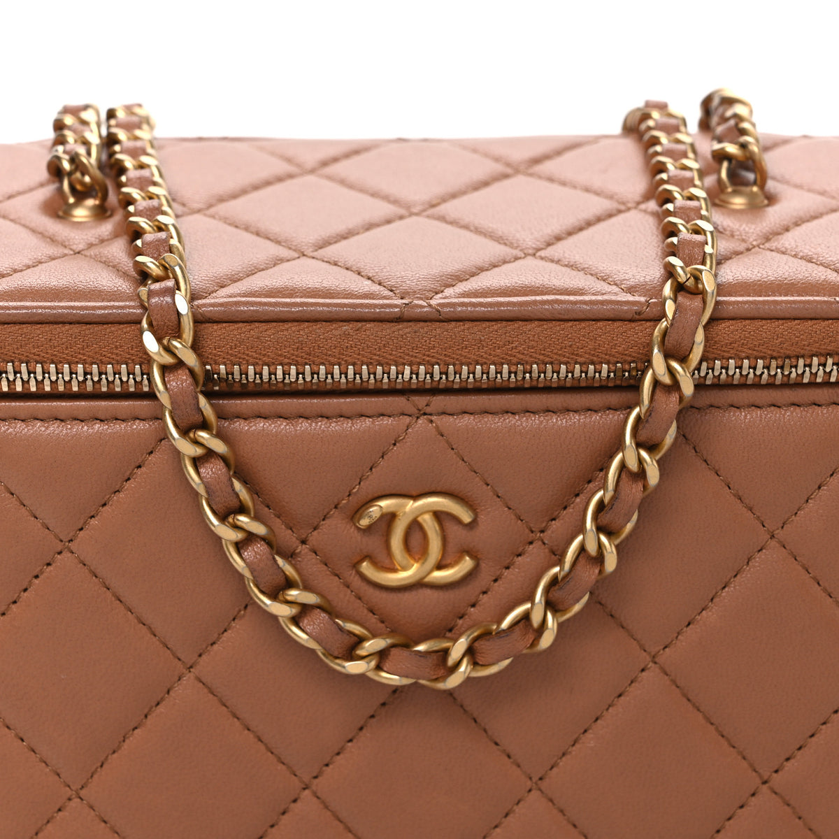 Lambskin Quilted Pearl Crush Small Vanity Case With Chain Brown