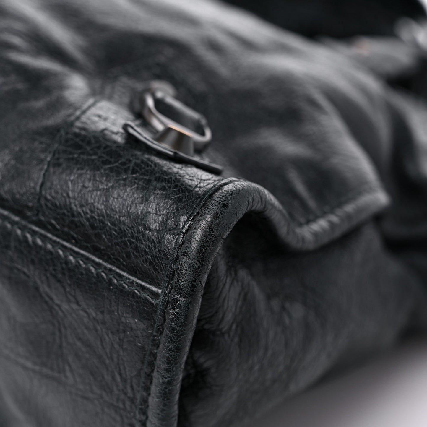 Agneau Classic Hardware City Black