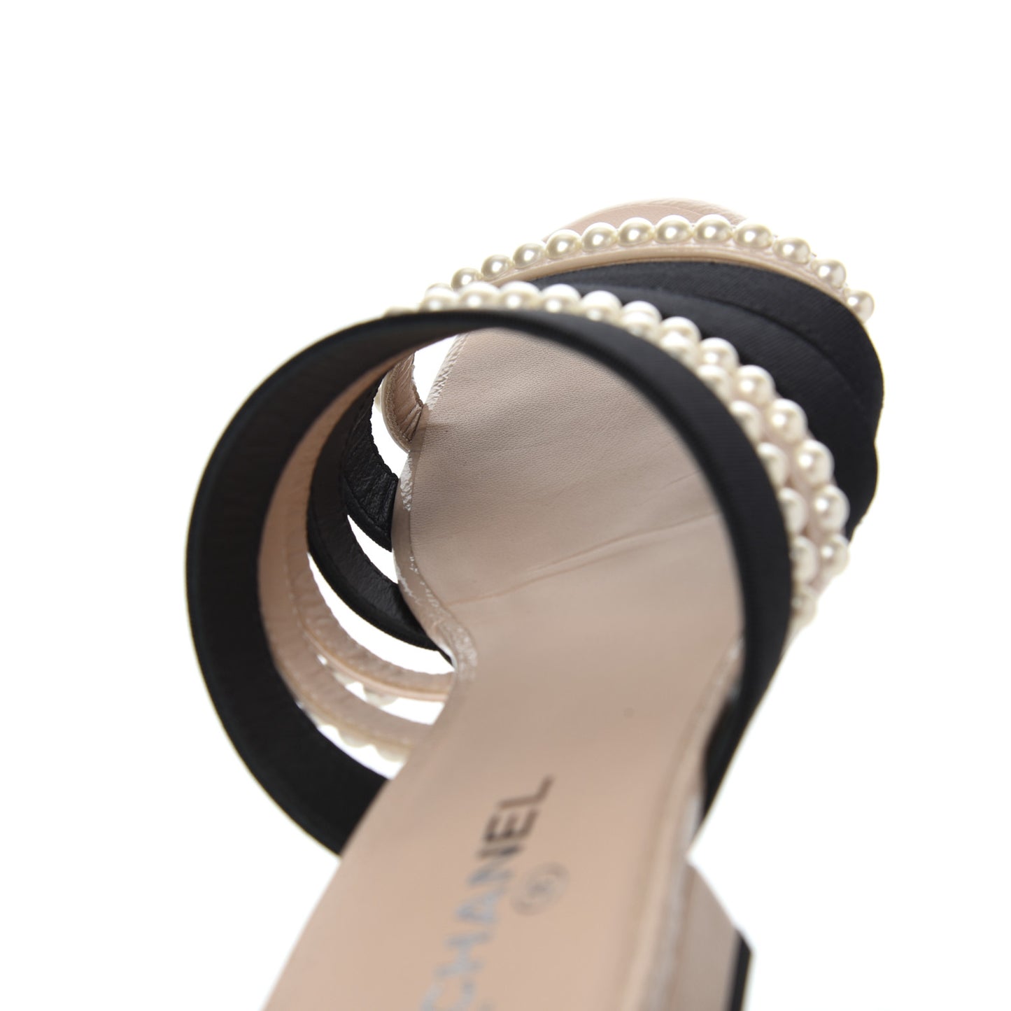 Patent Calfskin Grosgrain CC Pearl Mules 36 Beige Black