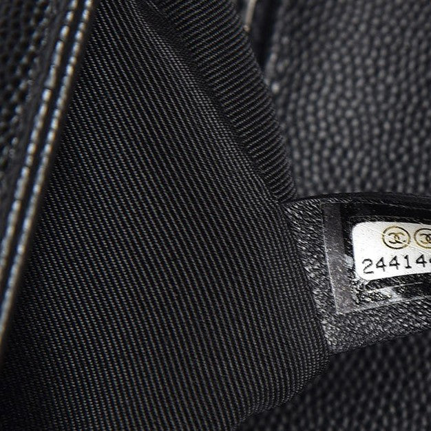 Caviar Chevron Quilted New Medium Boy Flap Black