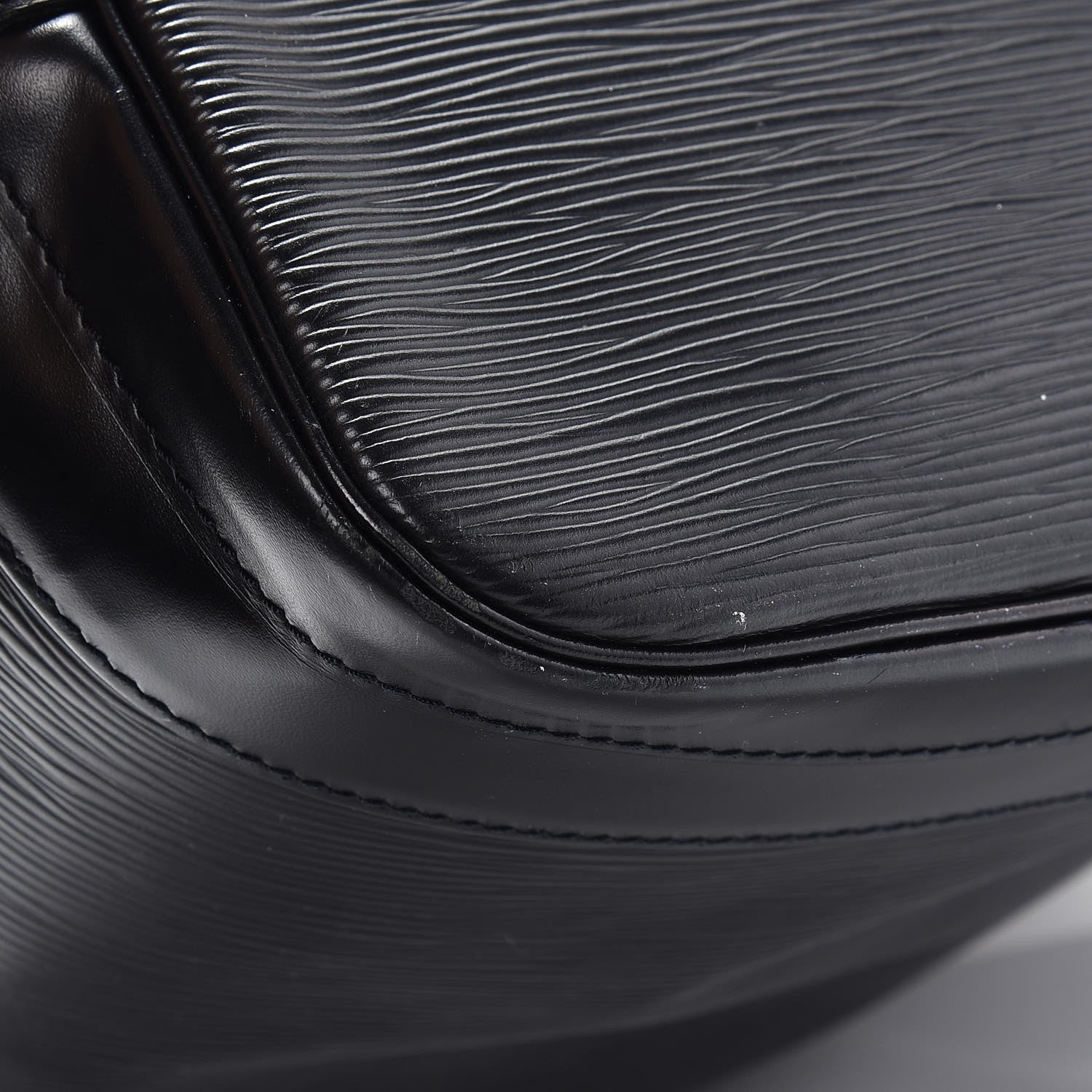 Louis Vuitton Epi Noe Black 9 of 11