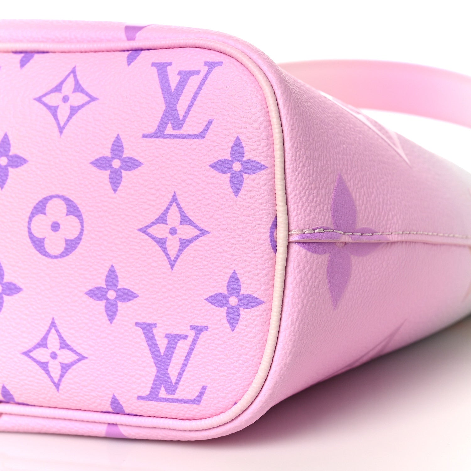 Louis Vuitton Monogram Giant Spring In The City Marshmallow Hobo PM Sunrise Pastel 8 of 8
