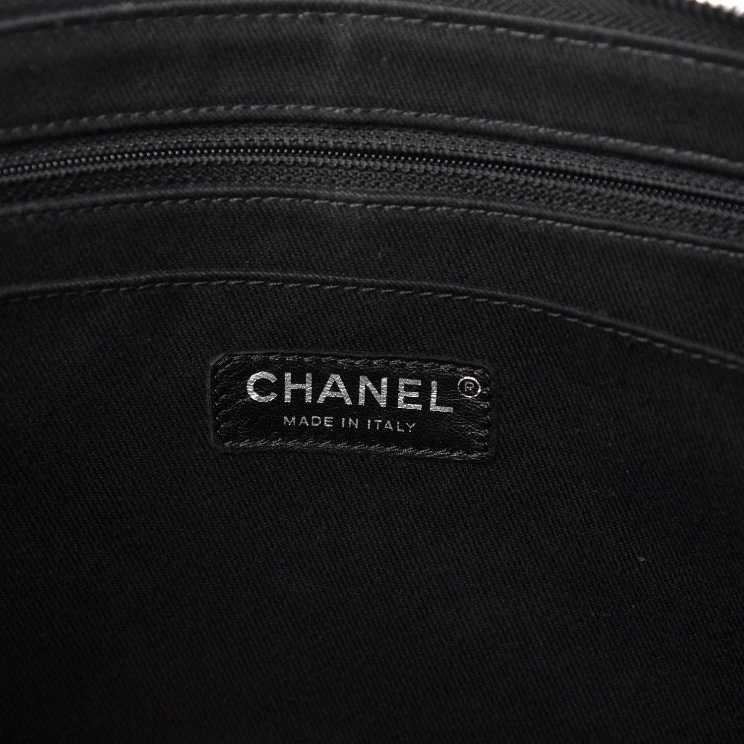 Chanel Grained Vegetal Calfskin Urban Shopping Tote Black 7 of 11