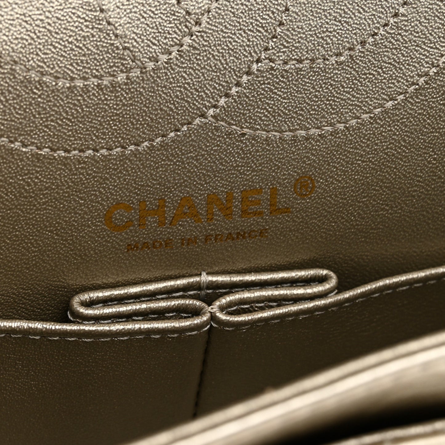 Metallic Aged Calfskin Quilted 2.55 Reissue 225 Flap Pale Gold