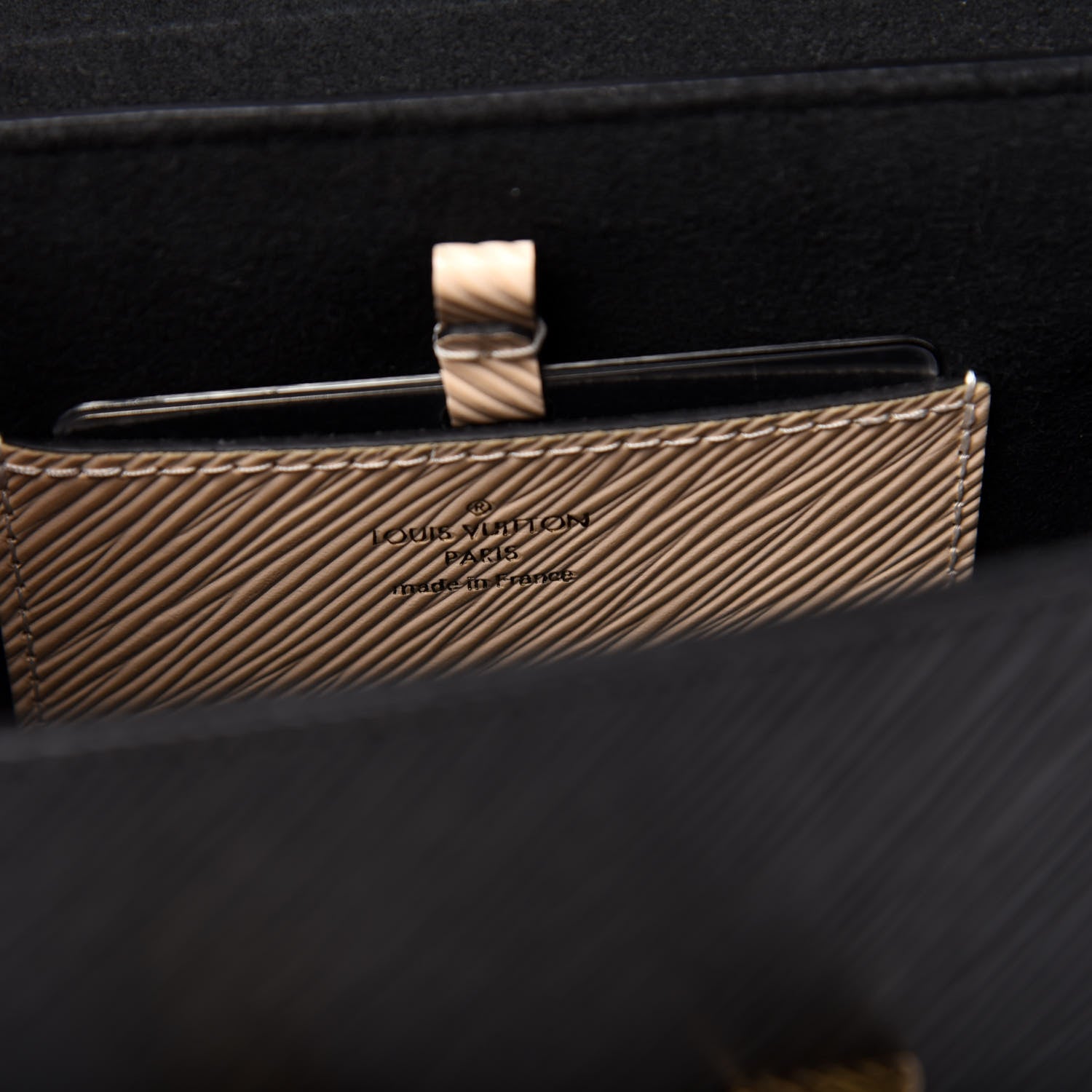 Louis Vuitton Epi Crafty Twist MM Black 6 of 11