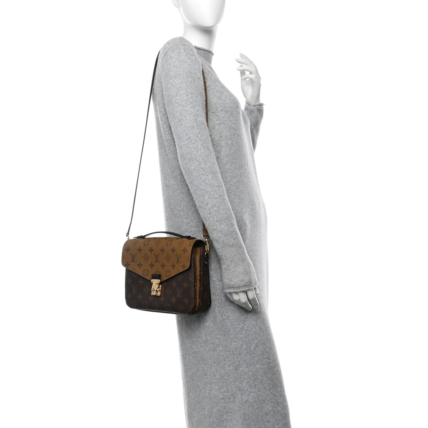 Reverse Monogram Pochette Metis