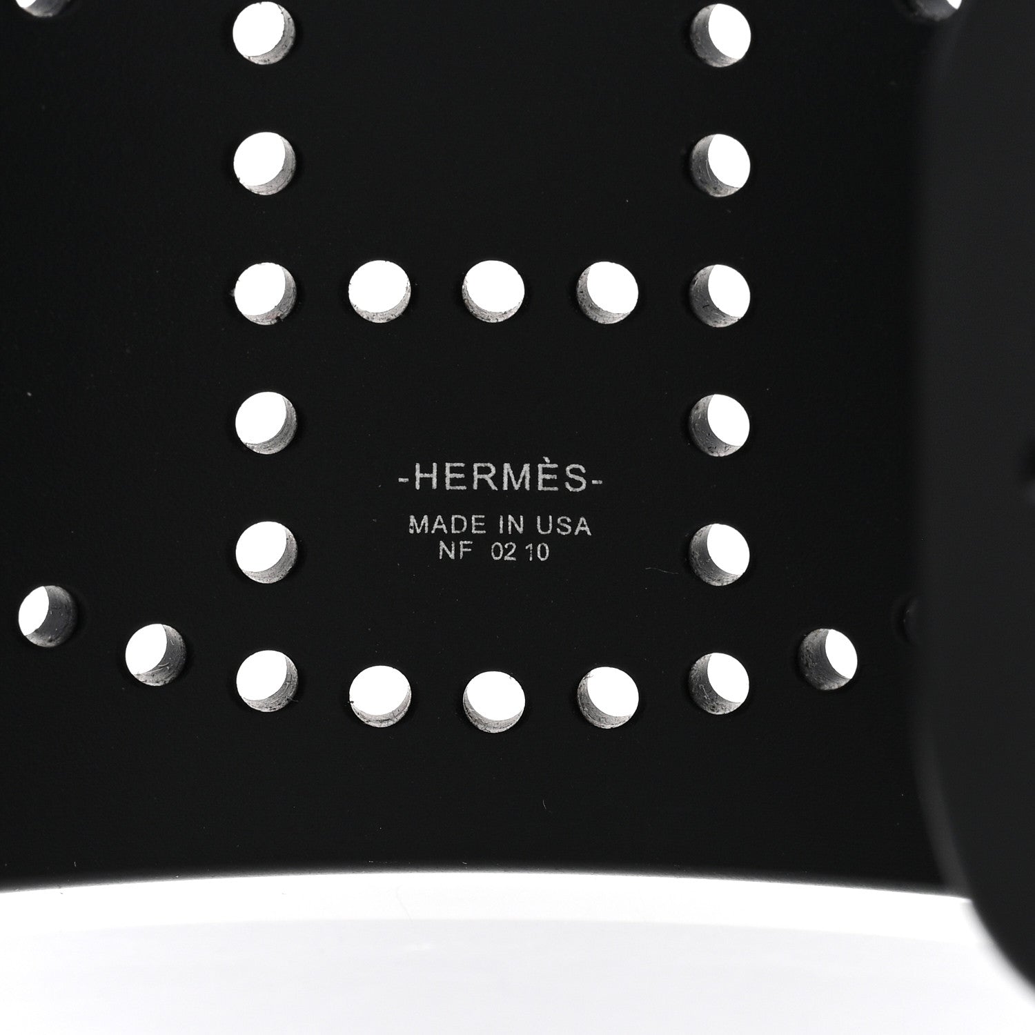 Hermes Aluminium Evelyne Sunset Cuff Bracelet Black 4 of 5