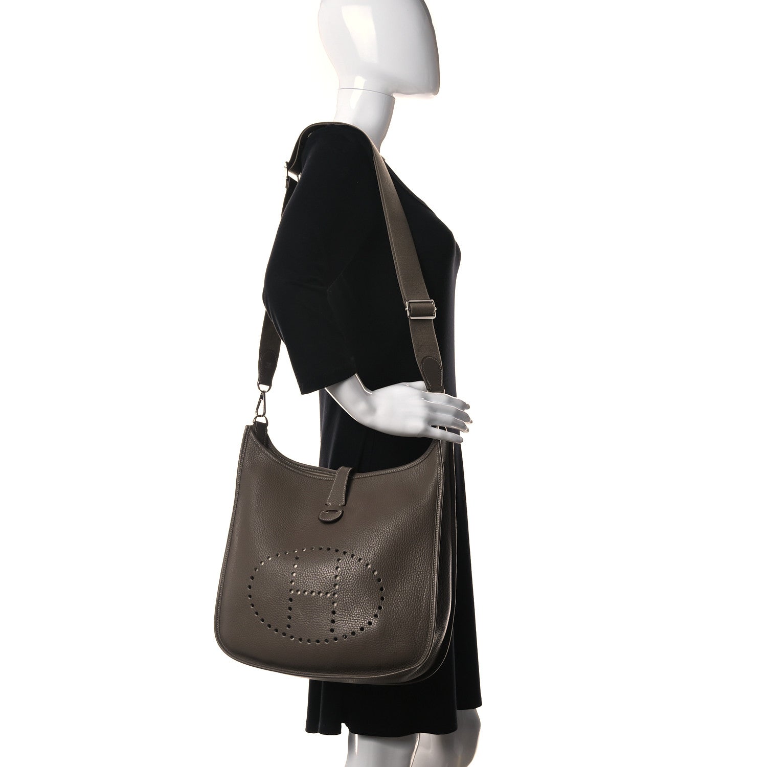 Hermes Taurillon Clemence Evelyne III PM Etoupe 2 of 20