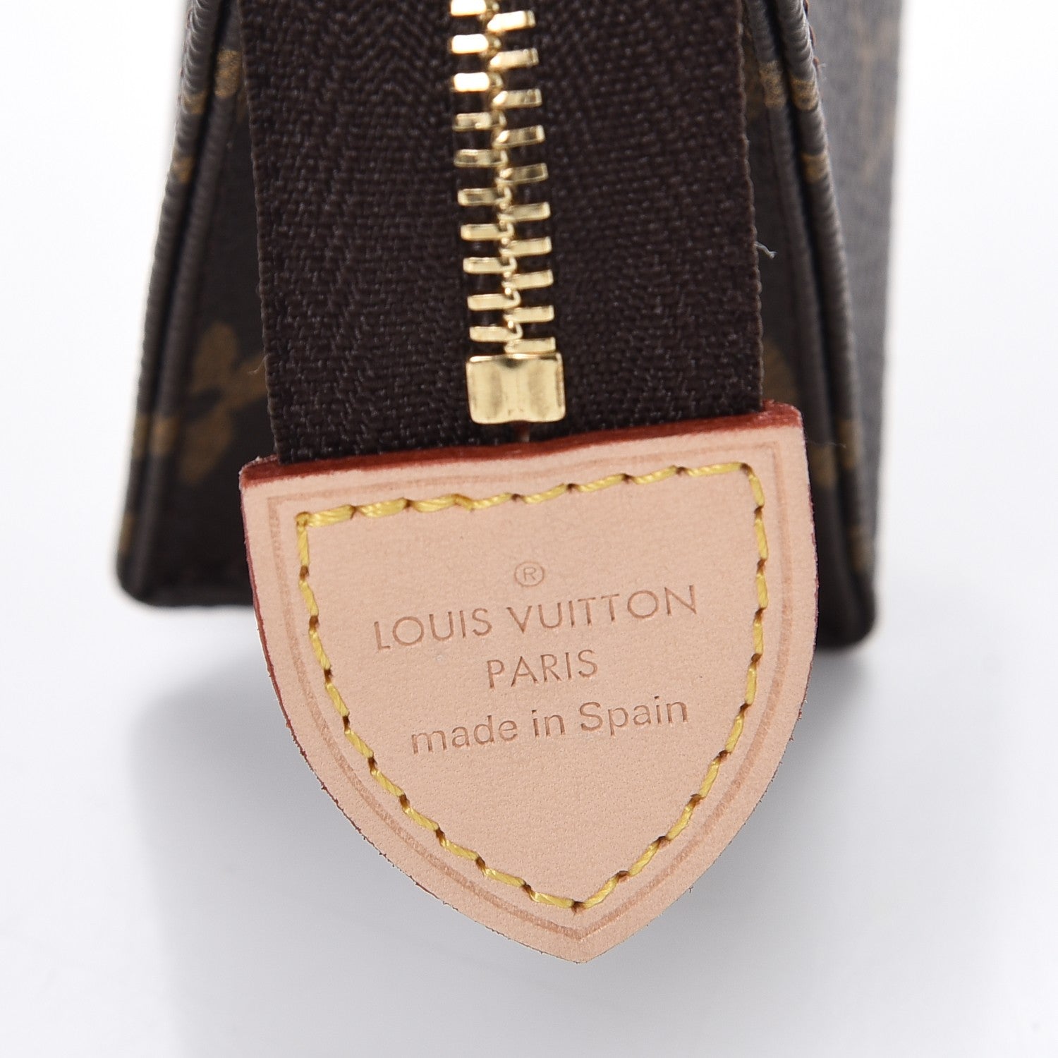 Louis Vuitton Monogram Toiletry Pouch 15 6 of 8