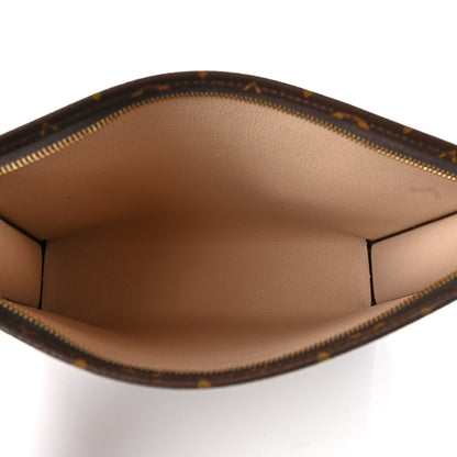 Louis Vuitton Monogram Toiletry Pouch 26 5 of 7