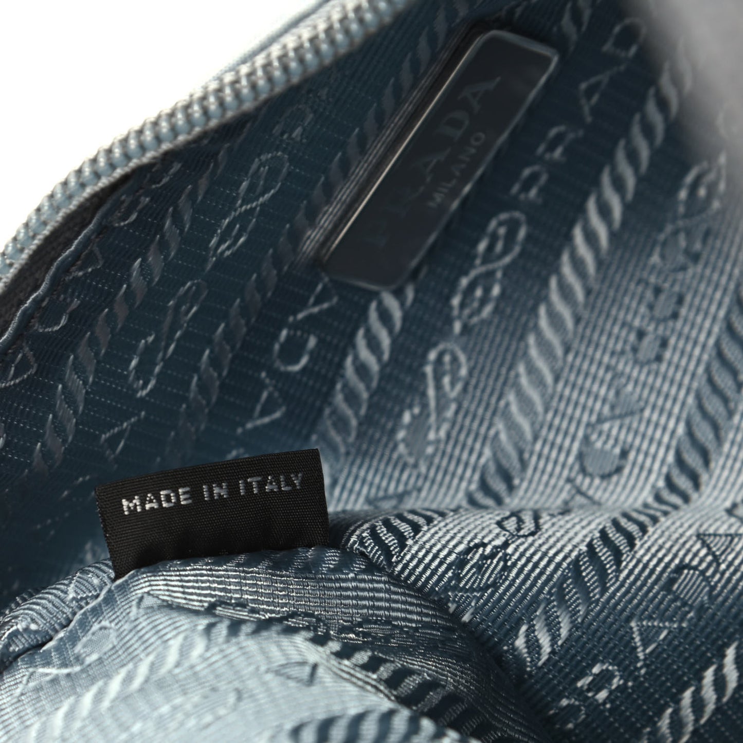Tessuto Nylon Mini Re-Edition 2000 Bag Astrale
