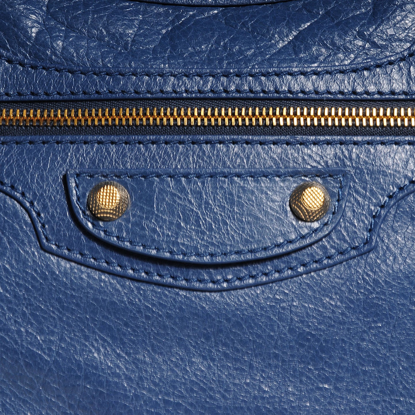 Agneau Giant 12 Gold Hardware Velo Bleu Persan