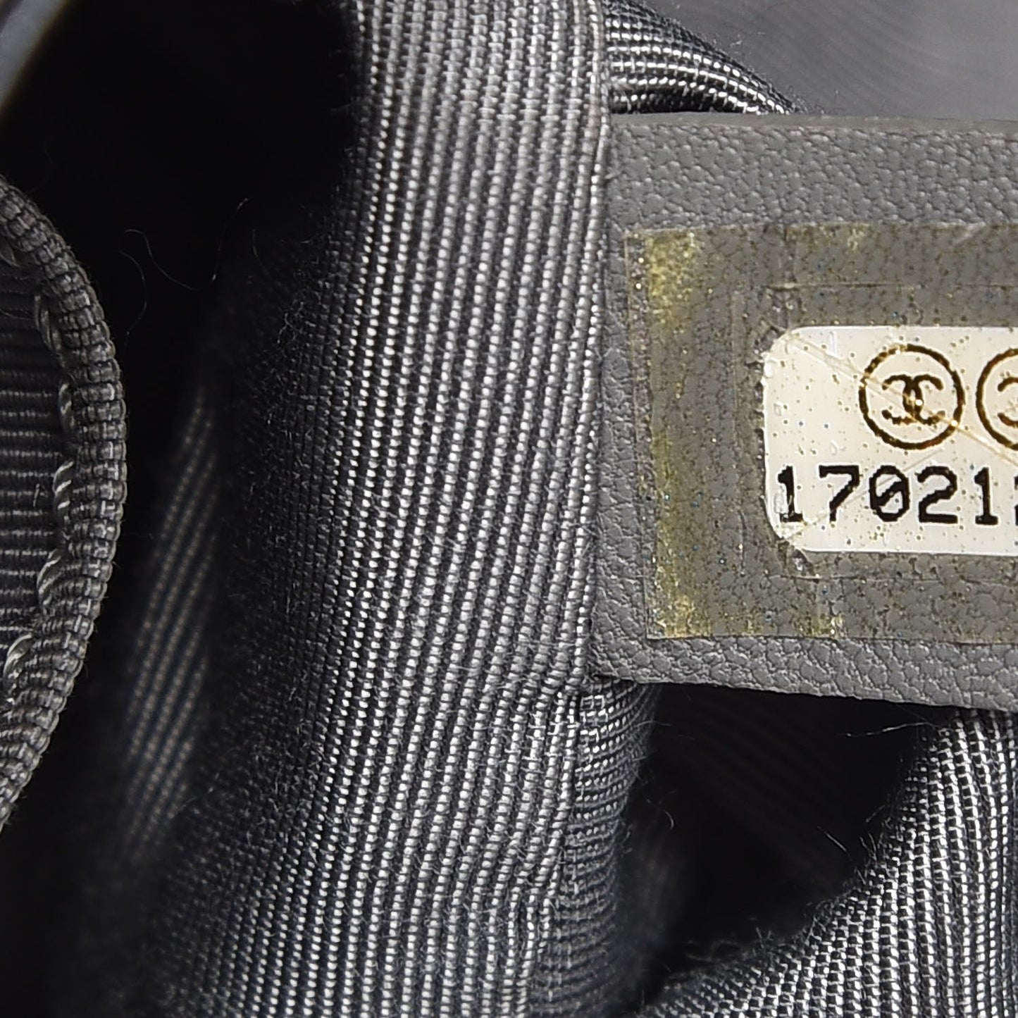 Calfskin Coco Pleats Flap Black